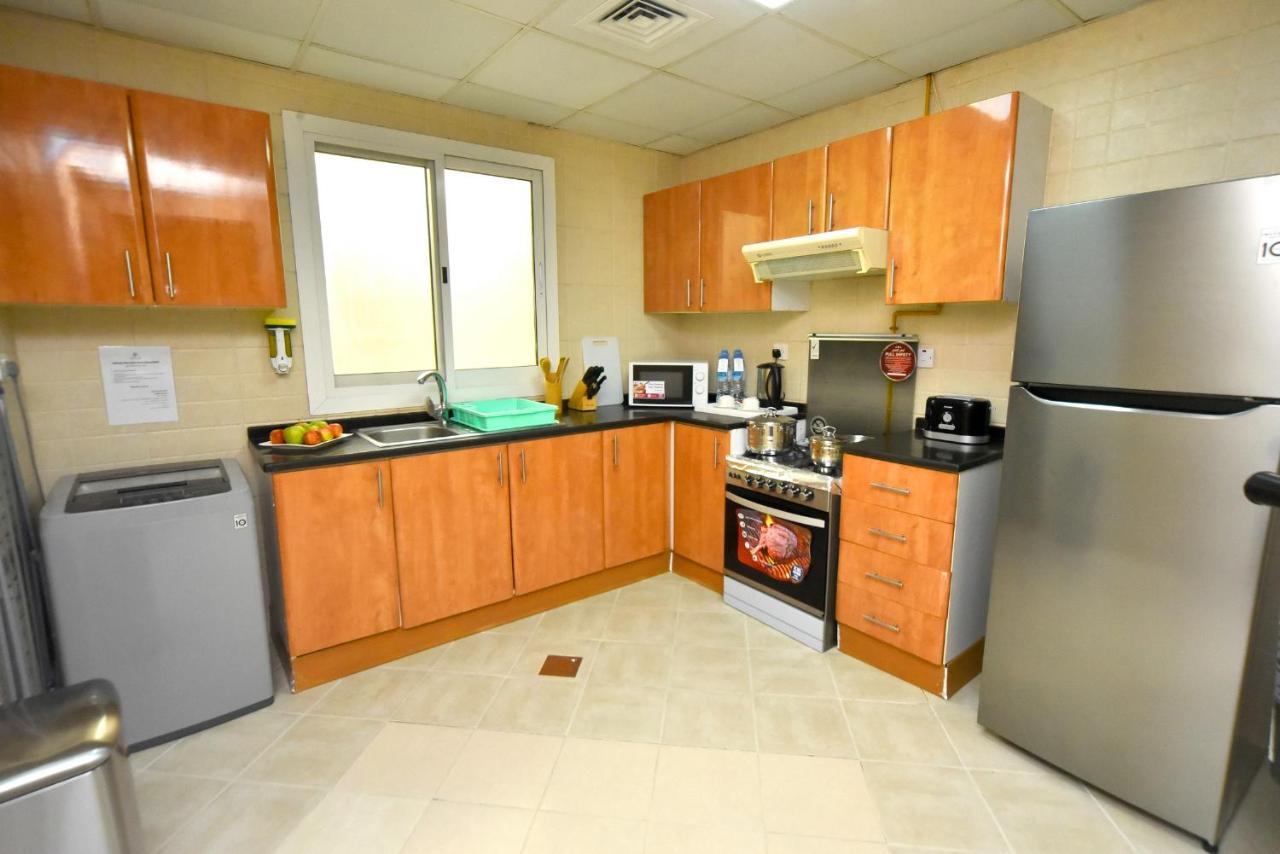 Emirates Stars Hotel Apartments Dubai Exteriör bild