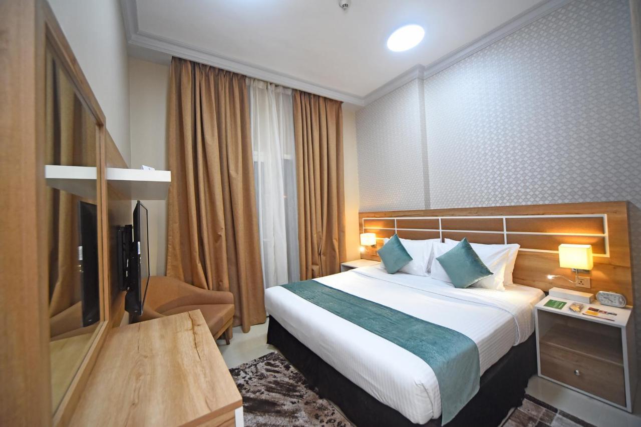 Emirates Stars Hotel Apartments Dubai Exteriör bild