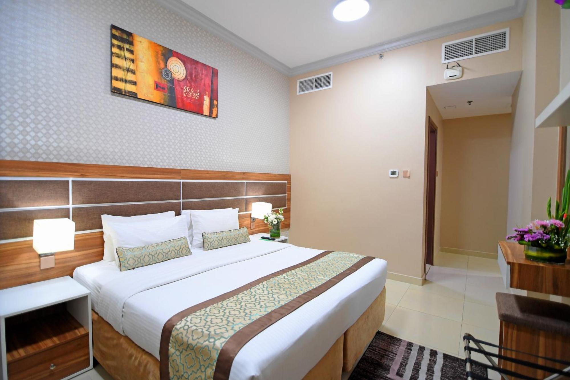 Emirates Stars Hotel Apartments Dubai Exteriör bild